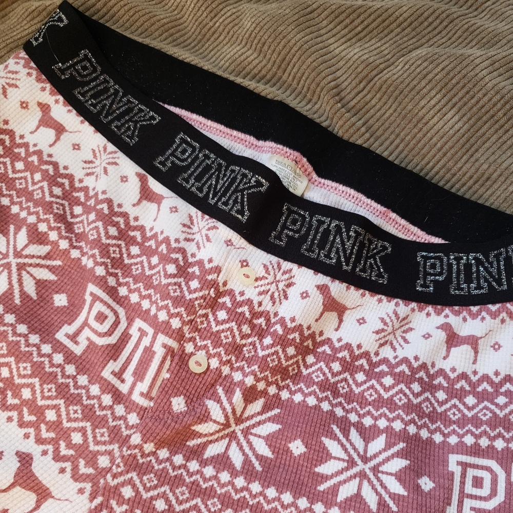 VS PINK Thermal Leggings in Pink and White